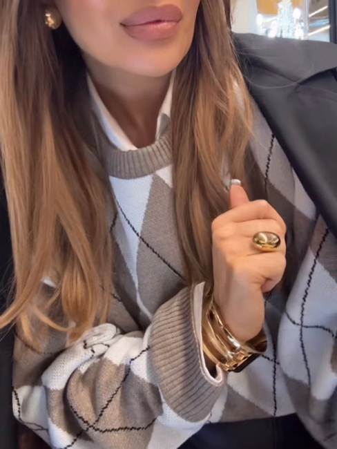 SWETER W ROMBY EMO BEŻ-www.stylowelove.pl