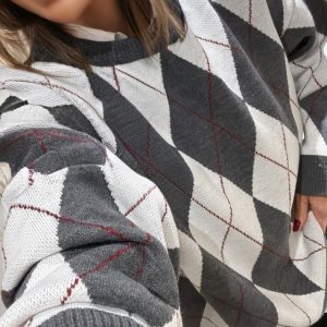 SWETER W ROMBY EMO SZARY